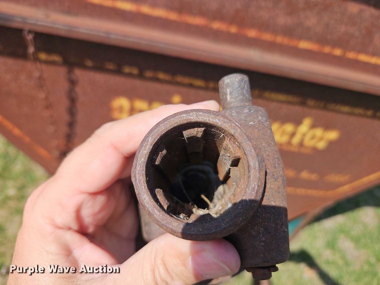 image for item EO7078 North American Mfg grain-O-vator grain cart