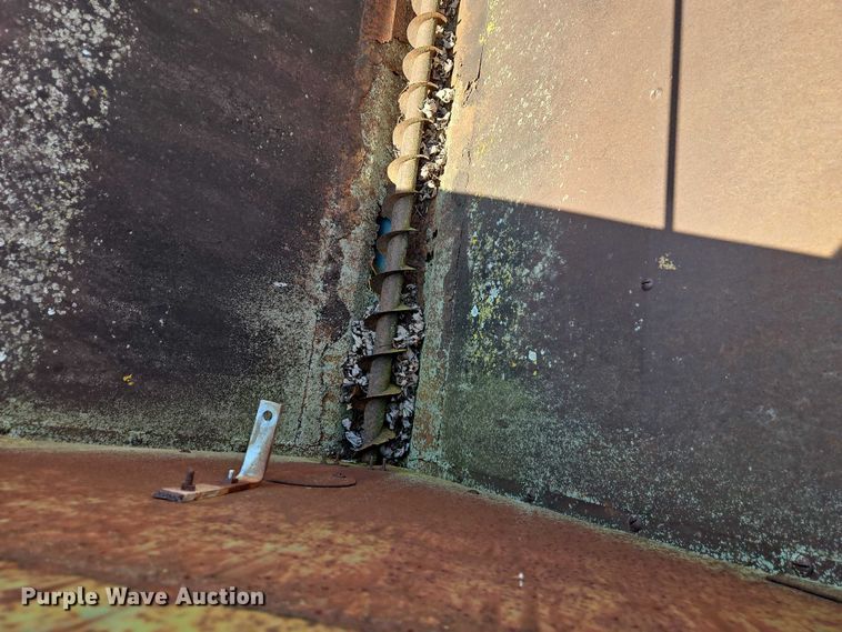 image for item EO7078 North American Mfg grain-O-vator grain cart