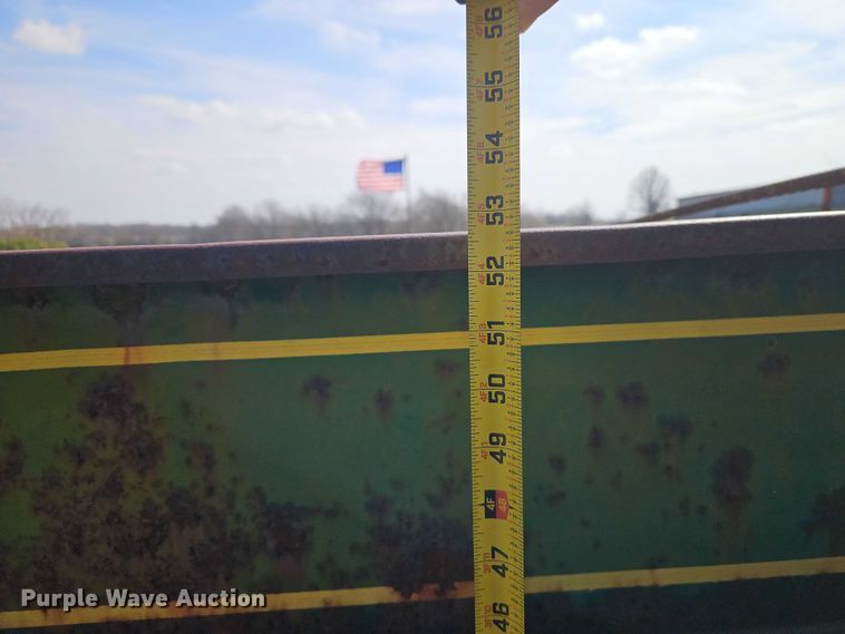 image for item EO7078 North American Mfg grain-O-vator grain cart