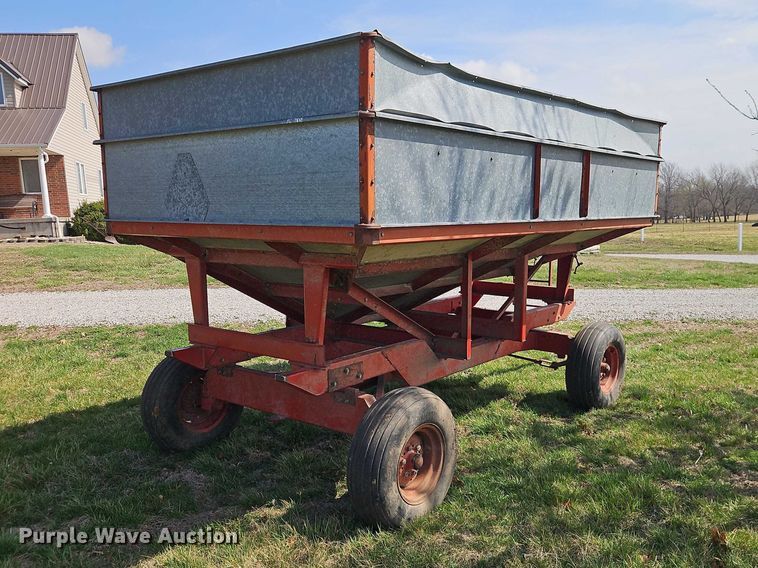 image for item EO7079 Gravity wagon