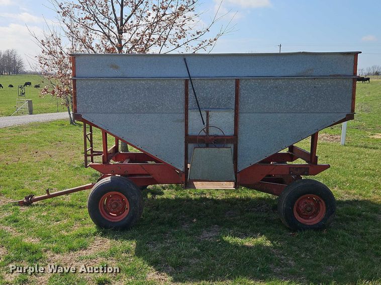 image for item EO7079 Gravity wagon