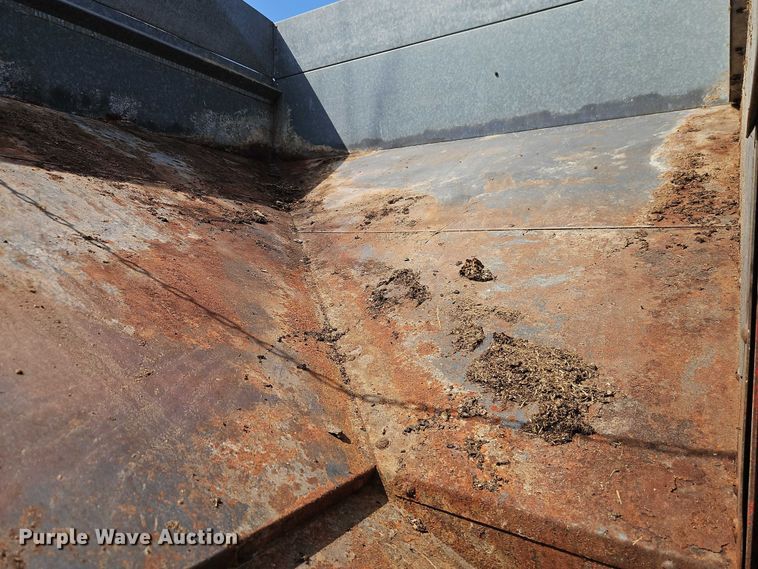 image for item EO7079 Gravity wagon