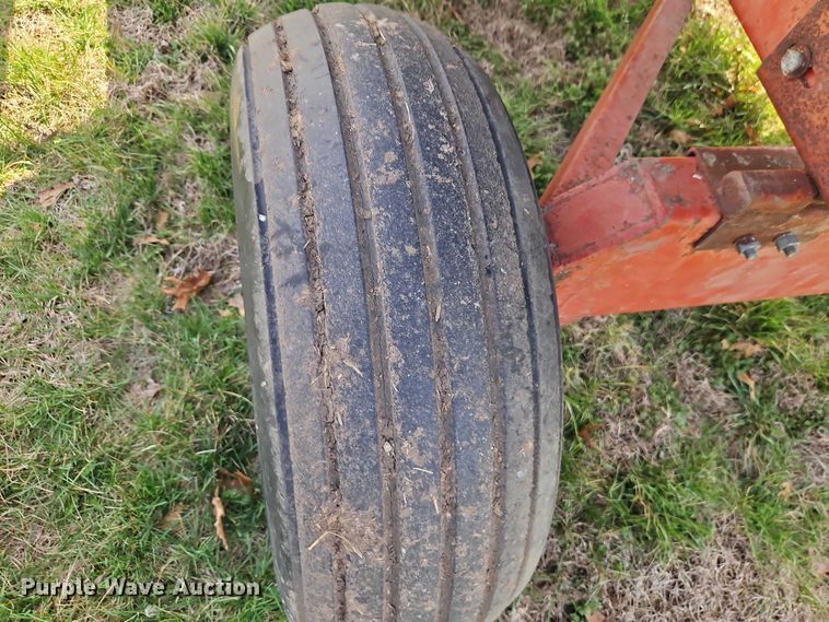 image for item EO7079 Gravity wagon