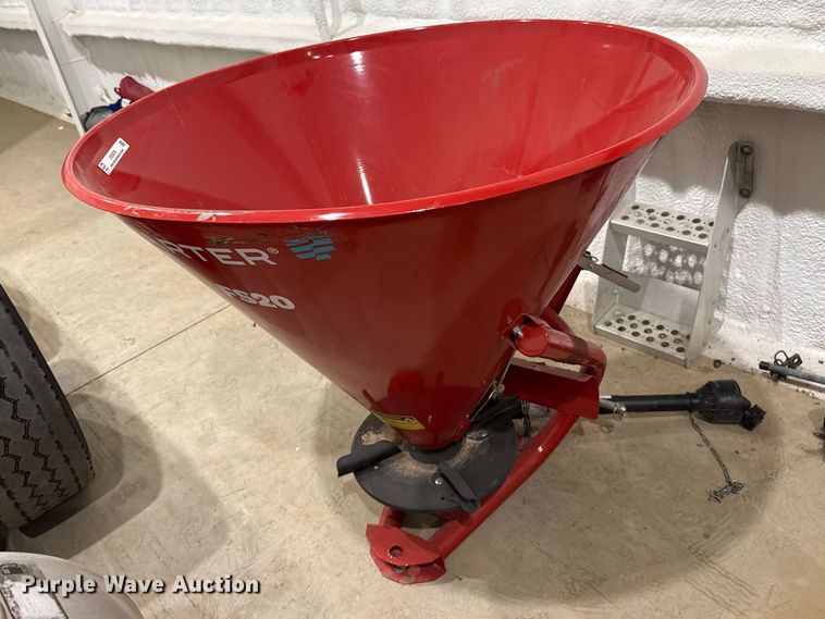 image for item ES5978 2023 Tarter FS20 spreader