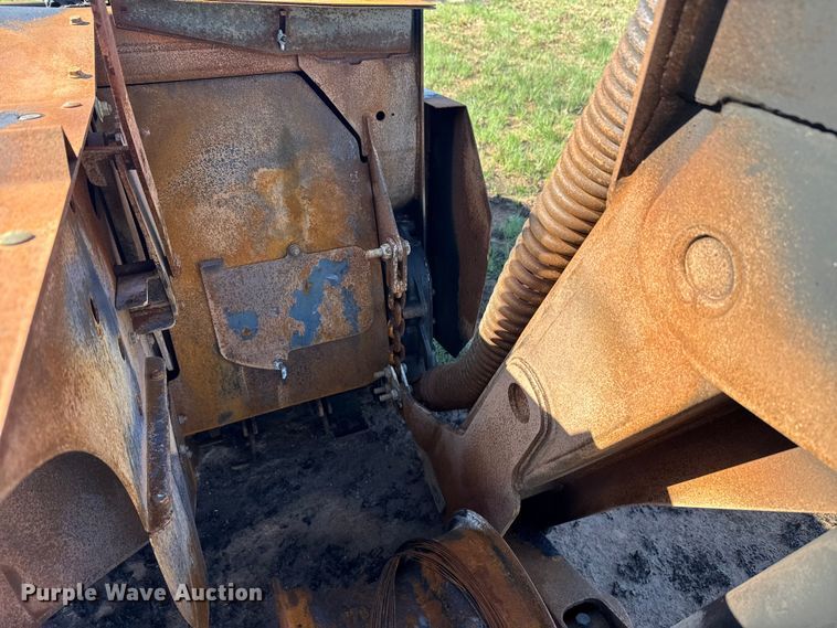 image for item ES5983 2021 John Deere C300 - 3.0M ROT MC swather / windrower