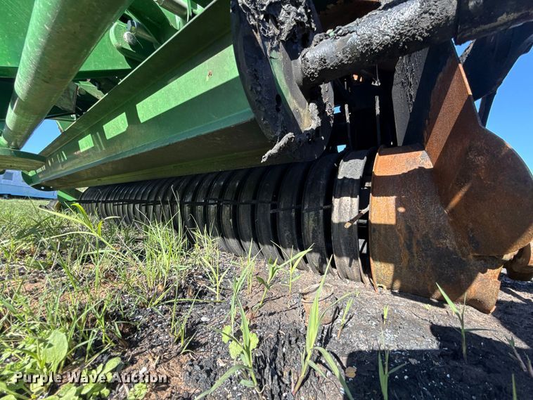 image for item ES5984 2023 John Deere V461R round baler