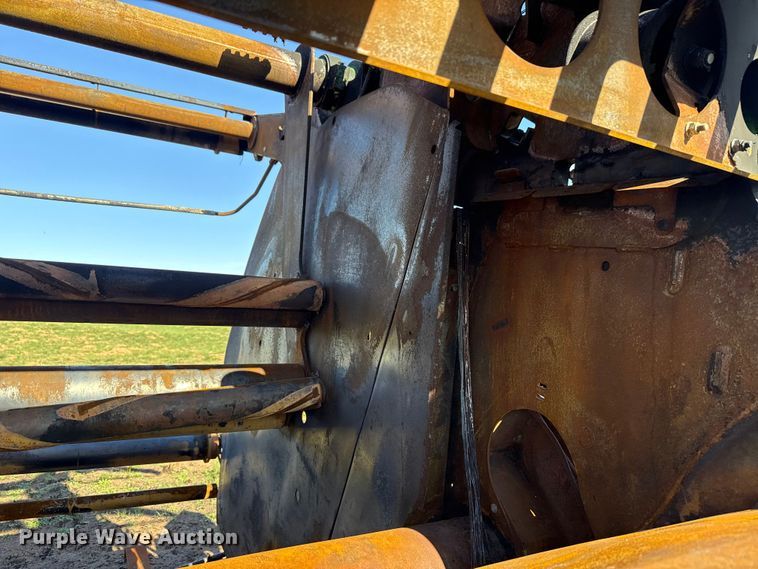 image for item ES5984 2023 John Deere V461R round baler