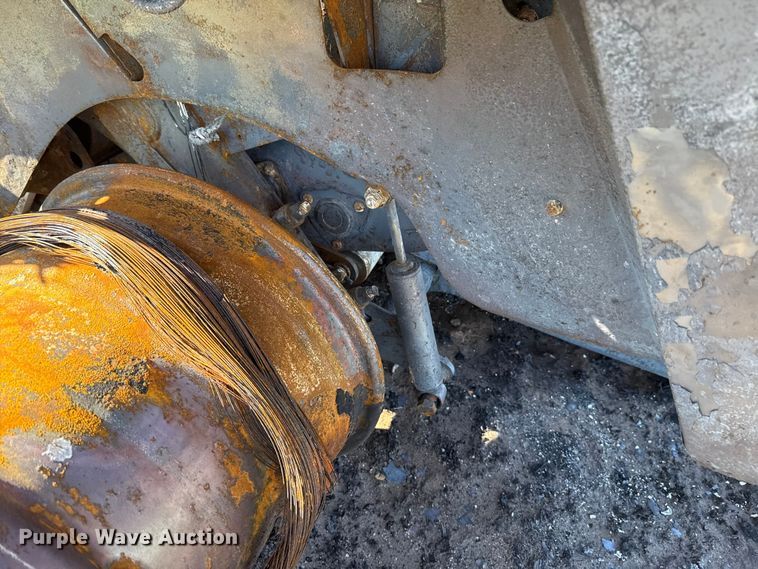 image for item ES5984 2023 John Deere V461R round baler