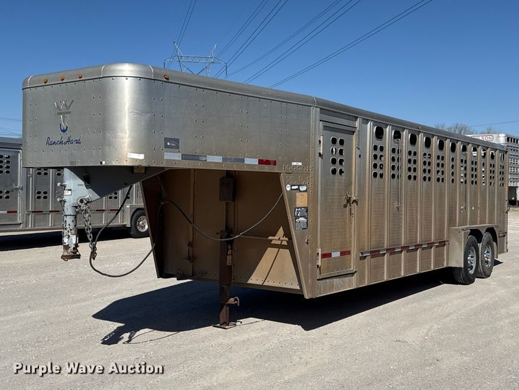 image for item ES5985 2009 Wilson PSGN-5724T livestock trailer