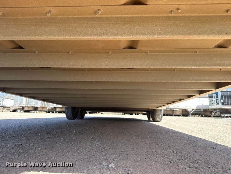 image for item ES5985 2009 Wilson PSGN-5724T livestock trailer