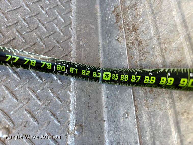 image for item ES5985 2009 Wilson PSGN-5724T livestock trailer