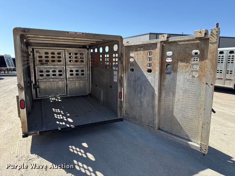 image for item ES5985 2009 Wilson PSGN-5724T livestock trailer