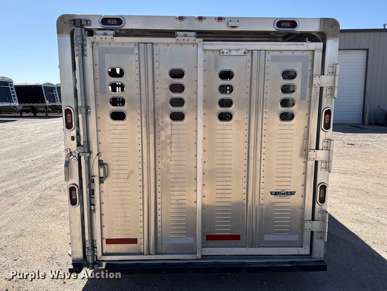image for item ES5986 2021 Wilson PSGN-5724T livestock trailer