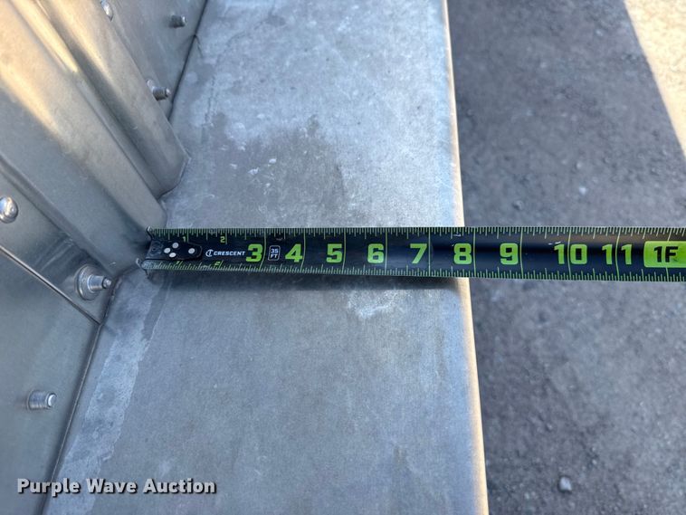 image for item ES5986 2021 Wilson PSGN-5724T livestock trailer