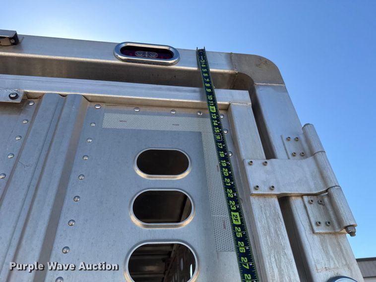 image for item ES5986 2021 Wilson PSGN-5724T livestock trailer