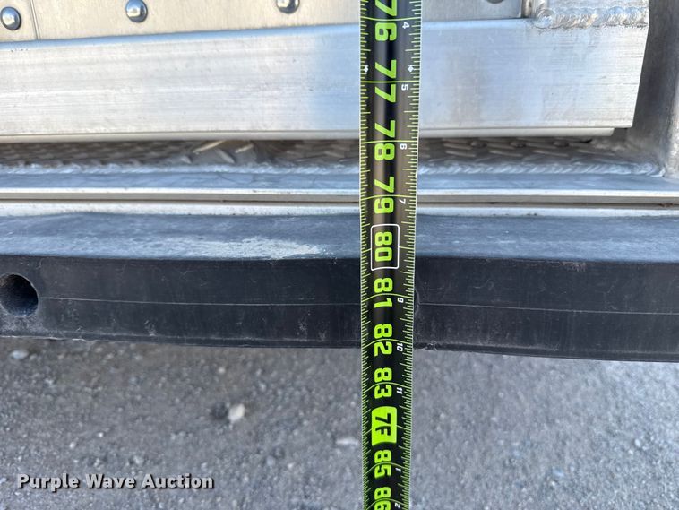 image for item ES5986 2021 Wilson PSGN-5724T livestock trailer