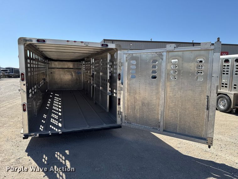 image for item ES5986 2021 Wilson PSGN-5724T livestock trailer