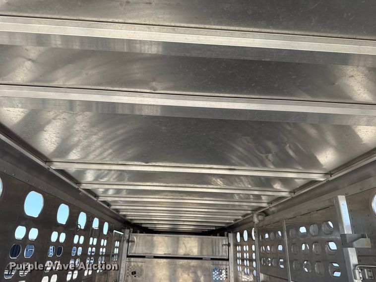 image for item ES5986 2021 Wilson PSGN-5724T livestock trailer