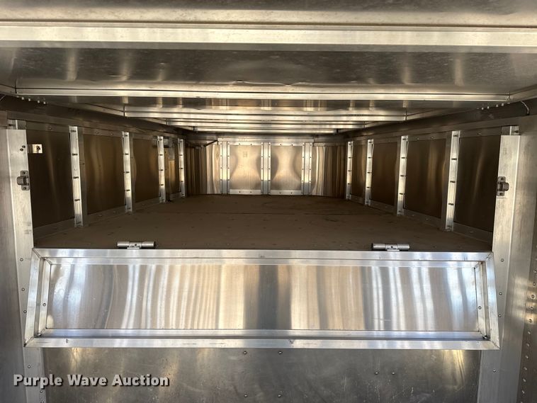 image for item ES5986 2021 Wilson PSGN-5724T livestock trailer