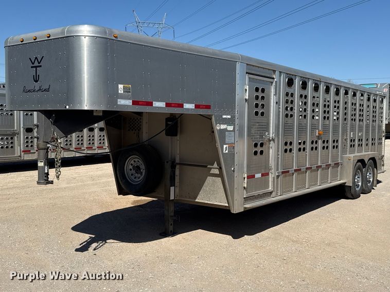 image for item ES5987 2017 Wilson PSGN-5724T livestock trailer