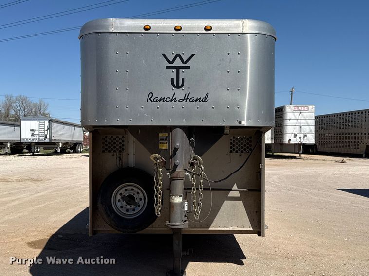 image for item ES5987 2017 Wilson PSGN-5724T livestock trailer