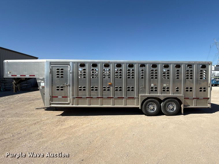 image for item ES5987 2017 Wilson PSGN-5724T livestock trailer