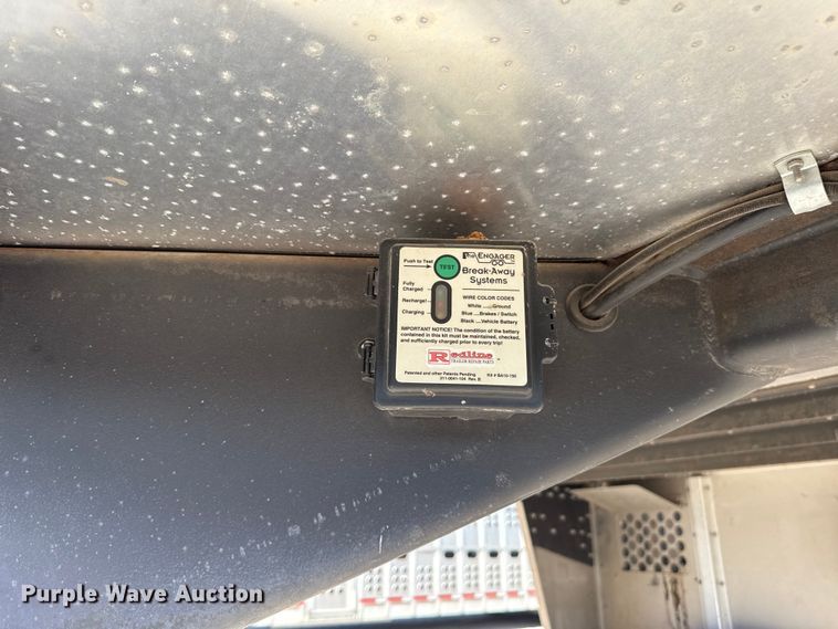 image for item ES5987 2017 Wilson PSGN-5724T livestock trailer