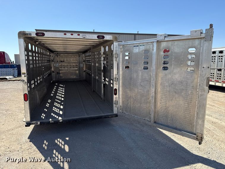 image for item ES5987 2017 Wilson PSGN-5724T livestock trailer