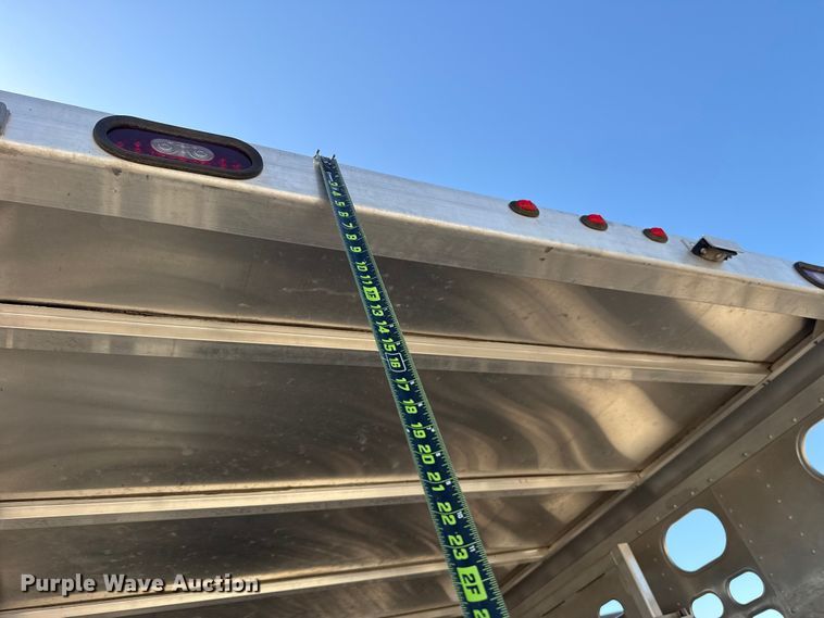 image for item ES5987 2017 Wilson PSGN-5724T livestock trailer