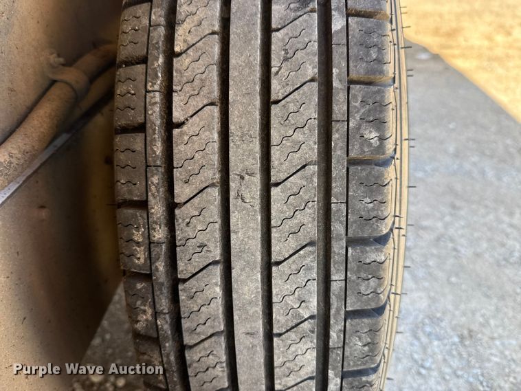 image for item ES5987 2017 Wilson PSGN-5724T livestock trailer