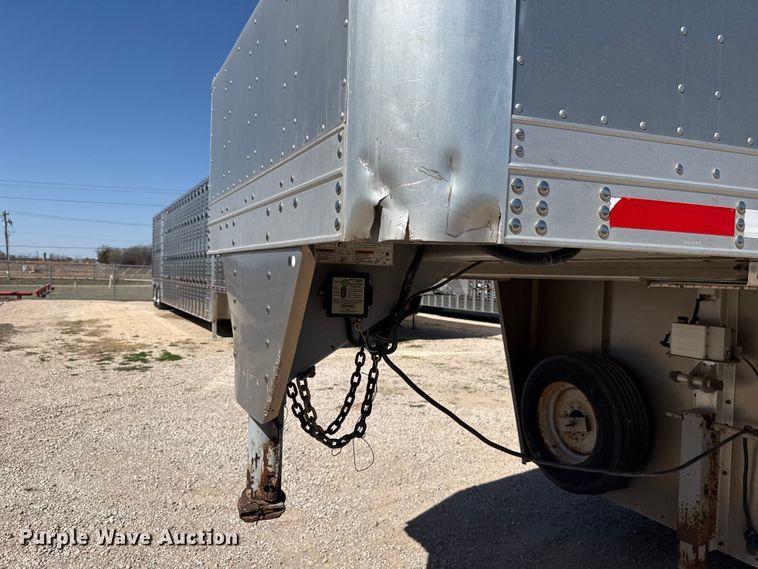 image for item ES5988 2011 EBY Ruff Neck livestock trailer