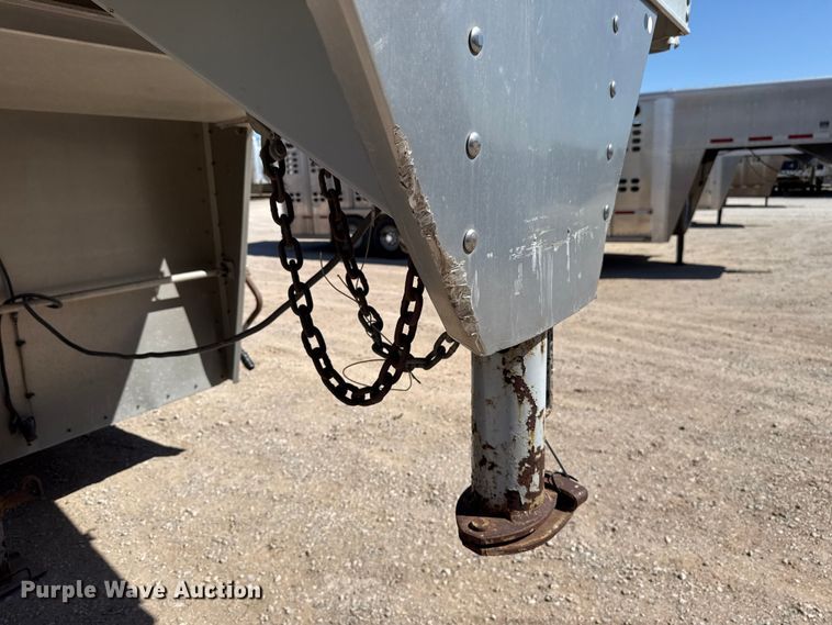 image for item ES5988 2011 EBY Ruff Neck livestock trailer