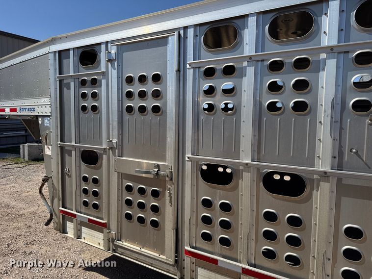 image for item ES5988 2011 EBY Ruff Neck livestock trailer