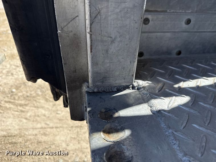 image for item ES5988 2011 EBY Ruff Neck livestock trailer