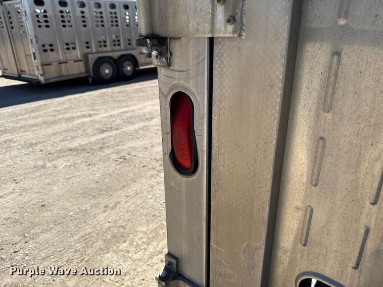 image for item ES5988 2011 EBY Ruff Neck livestock trailer