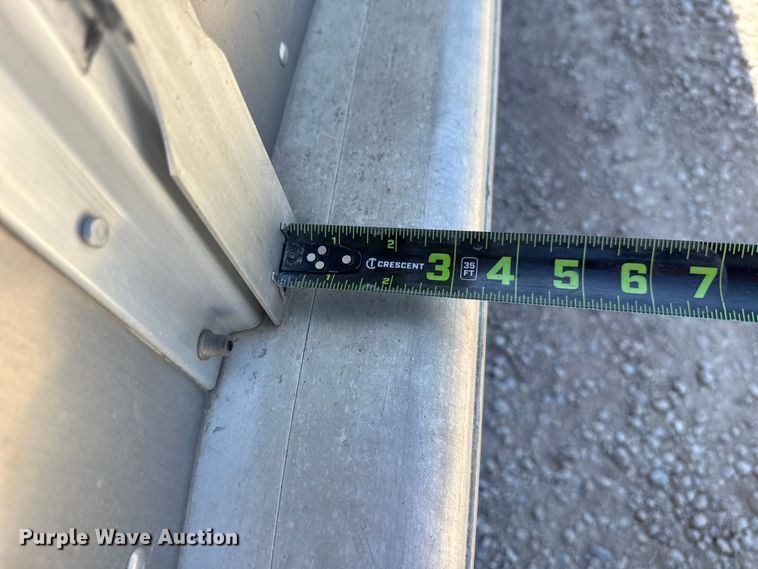 image for item ES5988 2011 EBY Ruff Neck livestock trailer