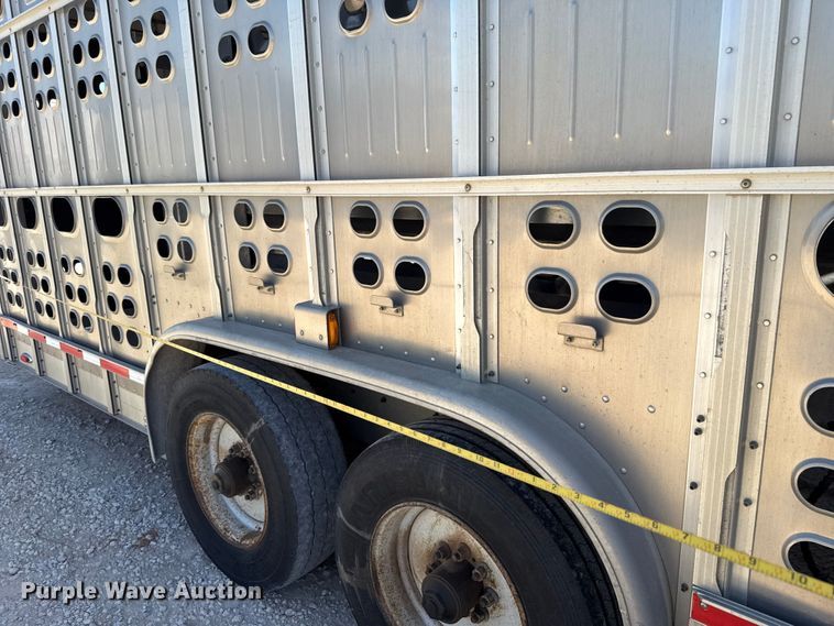image for item ES5988 2011 EBY Ruff Neck livestock trailer