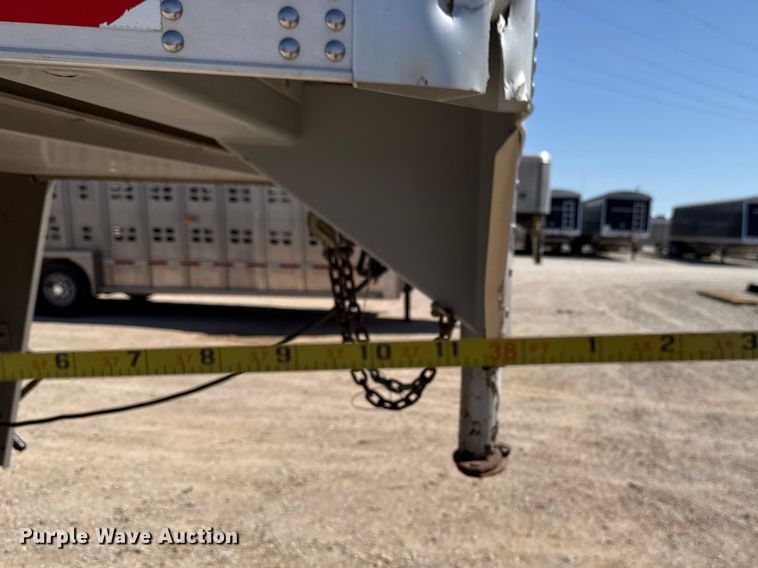 image for item ES5988 2011 EBY Ruff Neck livestock trailer