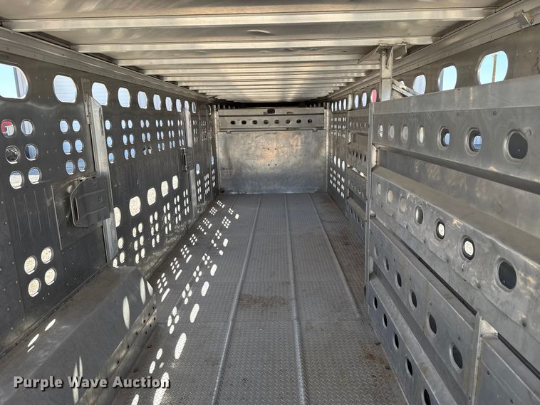 image for item ES5988 2011 EBY Ruff Neck livestock trailer