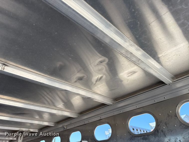 image for item ES5988 2011 EBY Ruff Neck livestock trailer