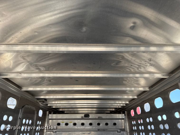 image for item ES5988 2011 EBY Ruff Neck livestock trailer
