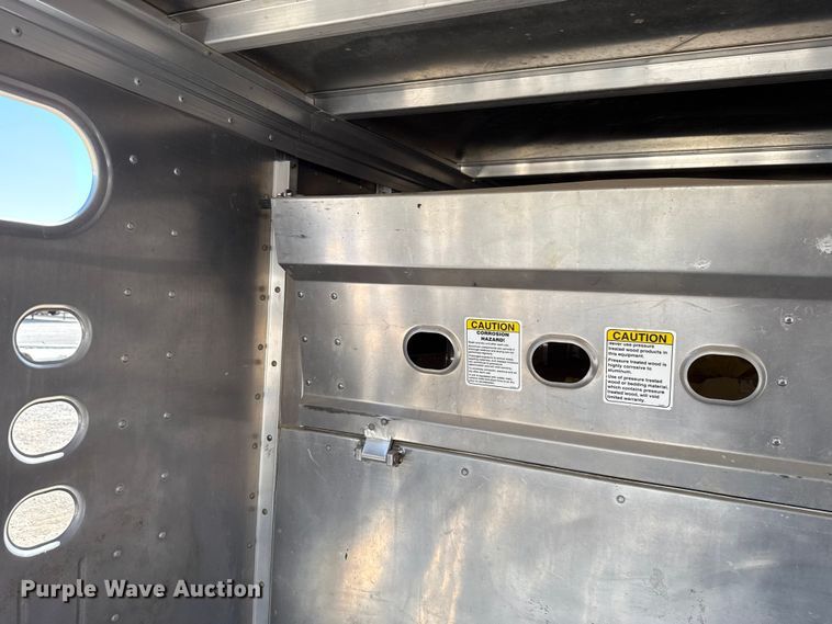 image for item ES5988 2011 EBY Ruff Neck livestock trailer
