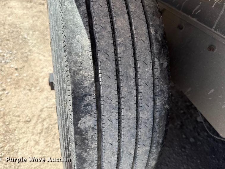 image for item ES5988 2011 EBY Ruff Neck livestock trailer