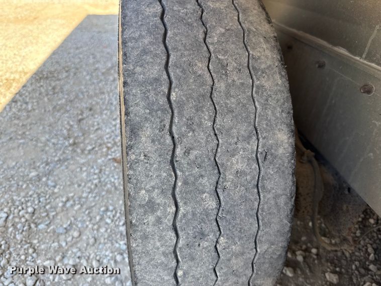 image for item ES5988 2011 EBY Ruff Neck livestock trailer