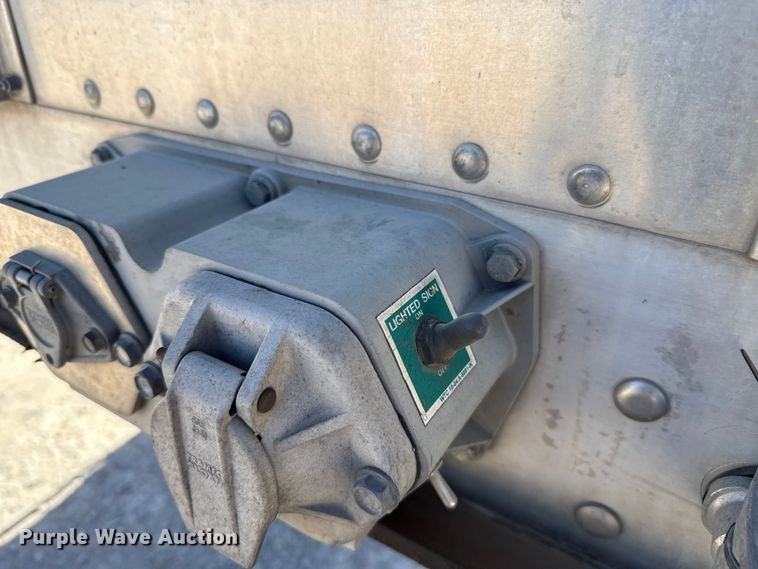 image for item ES5989 2020 Wilson PSDCL-402 livestock trailer