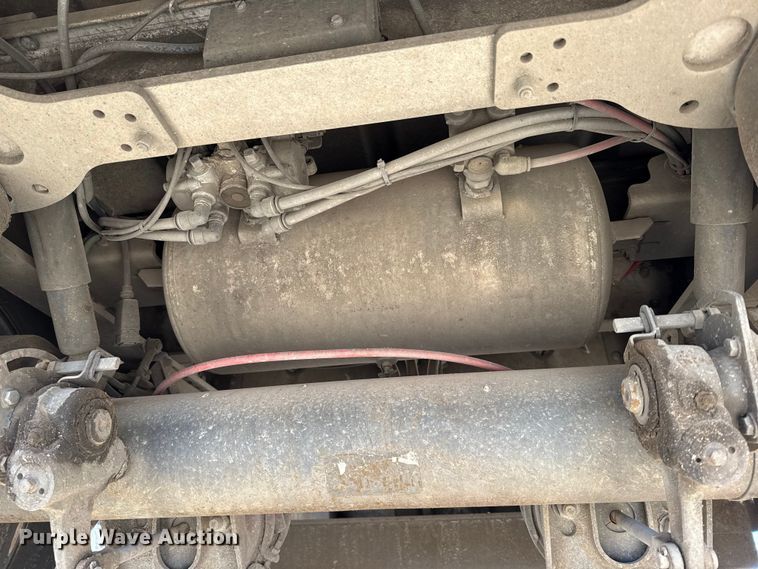 image for item ES5989 2020 Wilson PSDCL-402 livestock trailer