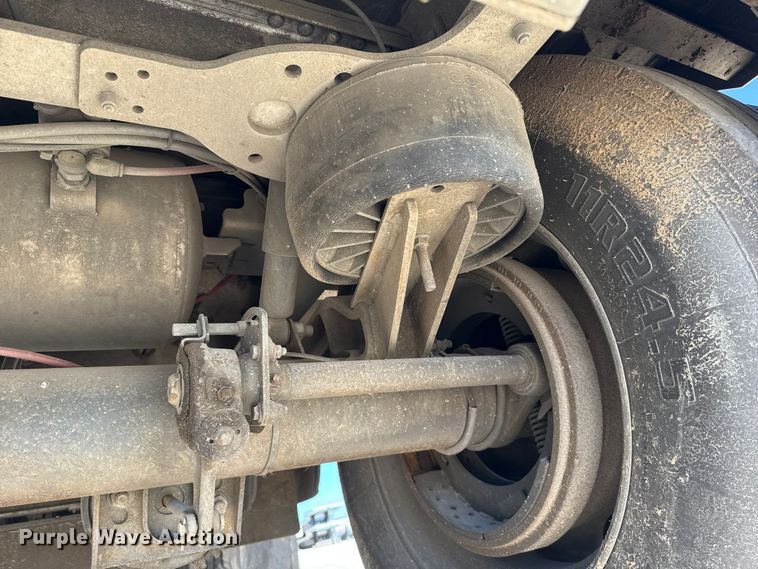 image for item ES5989 2020 Wilson PSDCL-402 livestock trailer