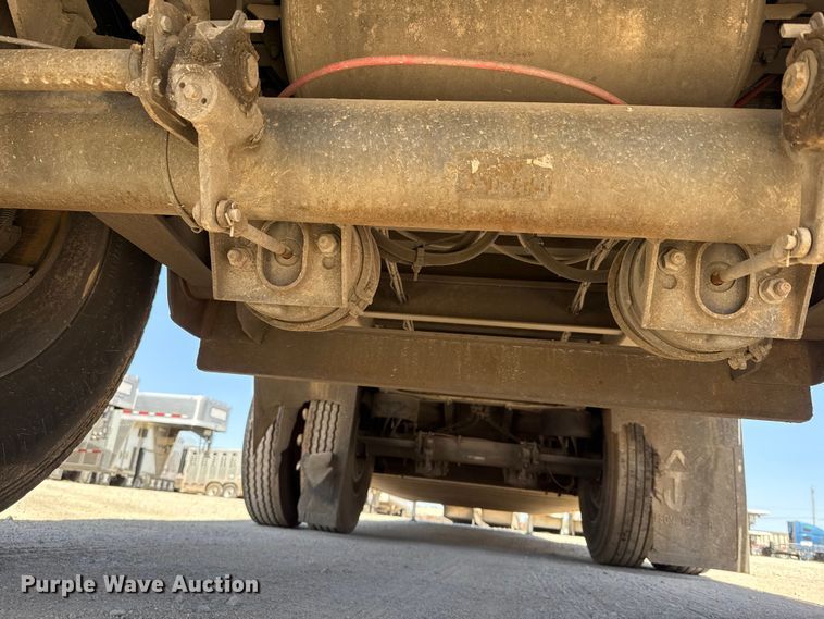 image for item ES5989 2020 Wilson PSDCL-402 livestock trailer