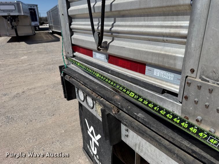 image for item ES5989 2020 Wilson PSDCL-402 livestock trailer
