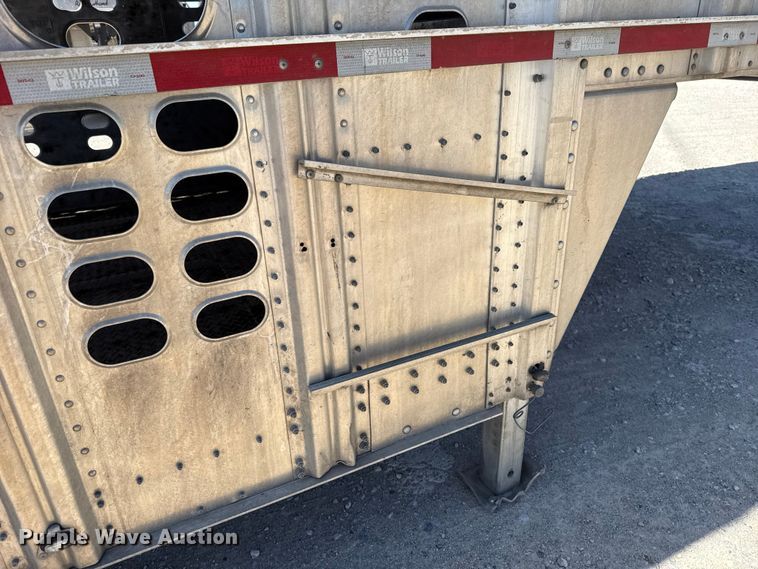 image for item ES5989 2020 Wilson PSDCL-402 livestock trailer